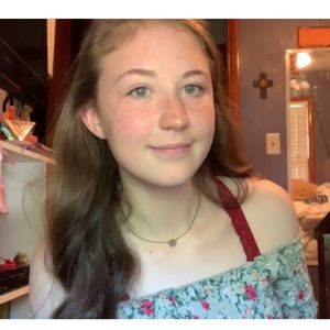 Meet your Posher, Catherine